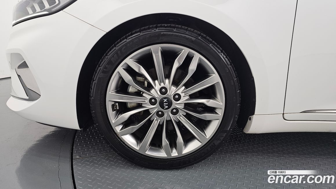 Kia K7 2020