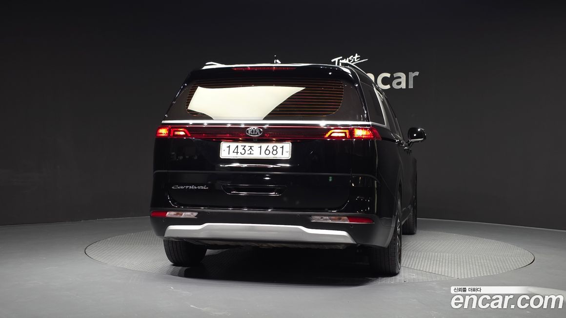 Kia Canival 2021