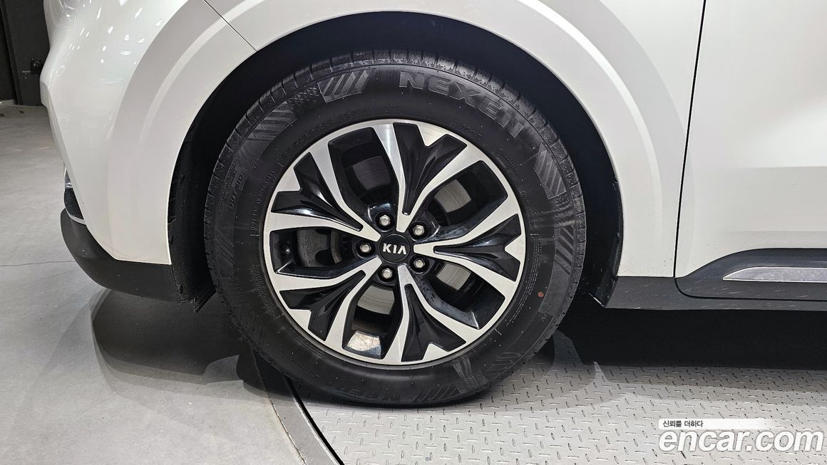 Kia Canival 2021