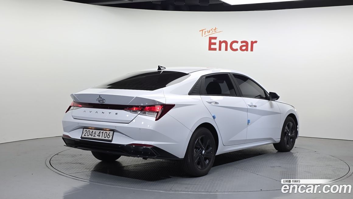 Hyundai AVANTE 2023