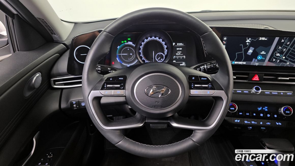 Hyundai AVANTE 2023