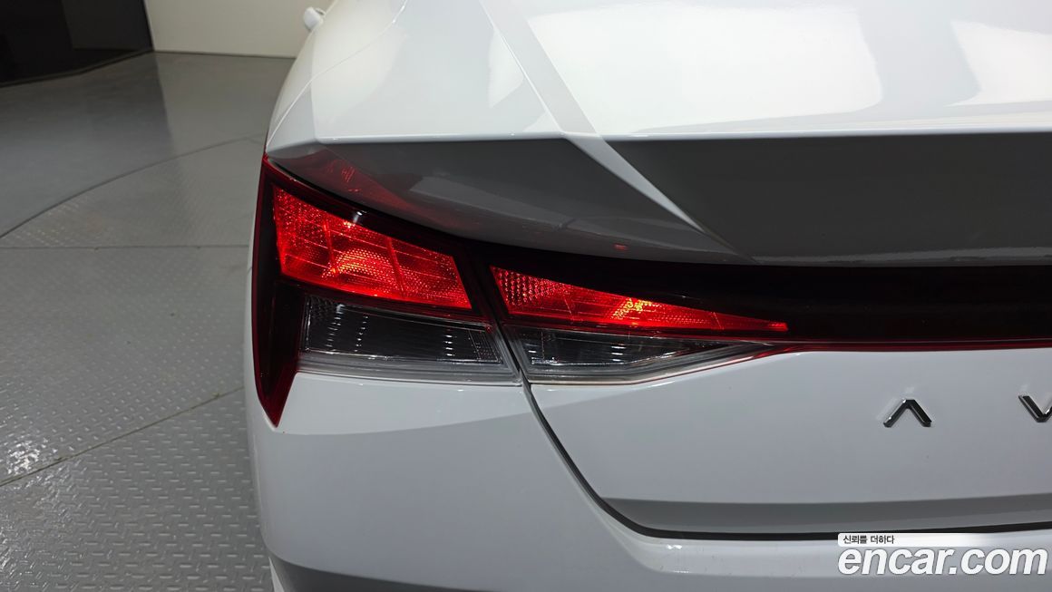 Hyundai AVANTE 2023