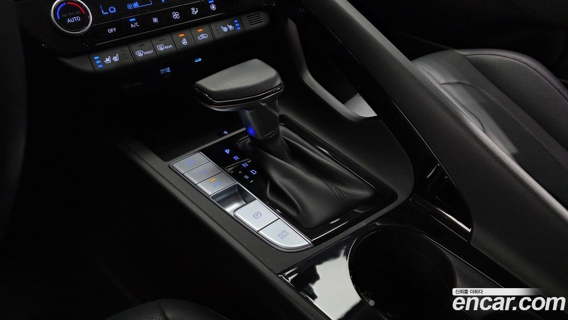 Hyundai AVANTE 2024