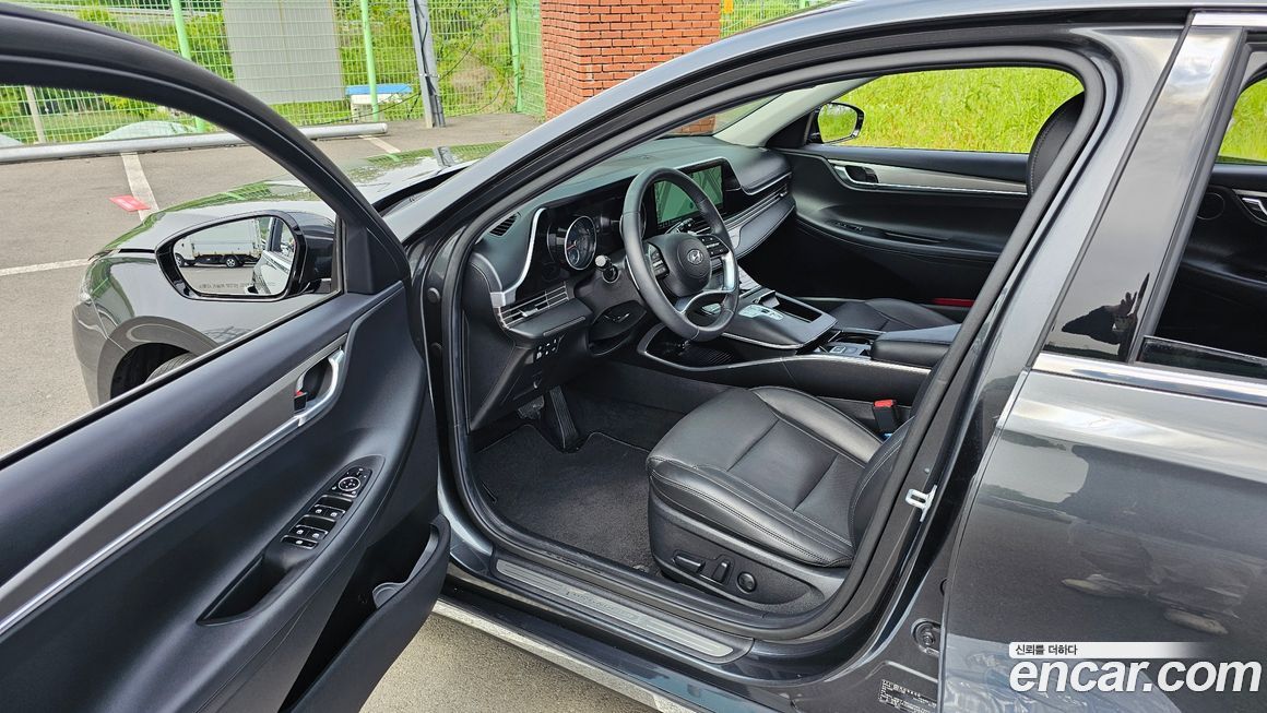 Hyundai Grandeur 2021