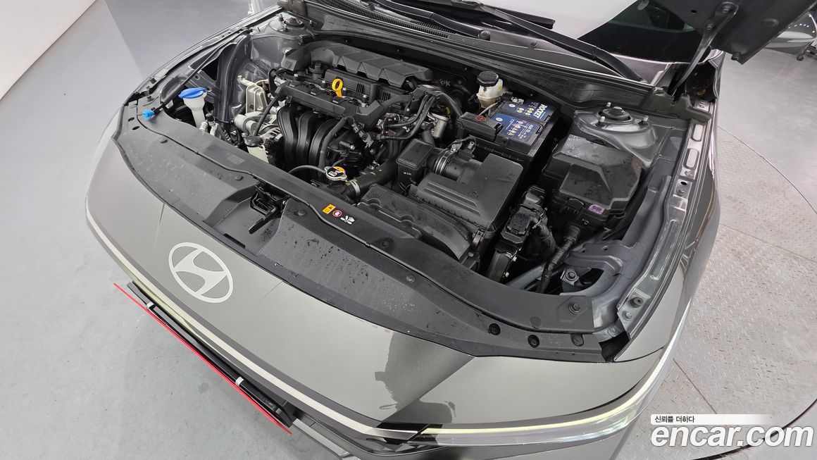 Hyundai AVANTE 2024