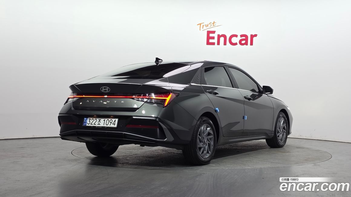 Hyundai AVANTE 2024