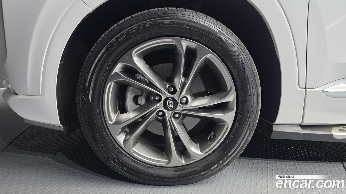 Hyundai Santafe 2020