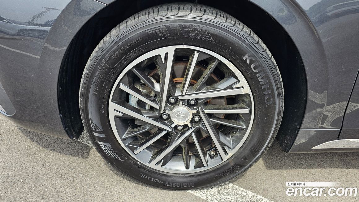 Hyundai Grandeur 2021