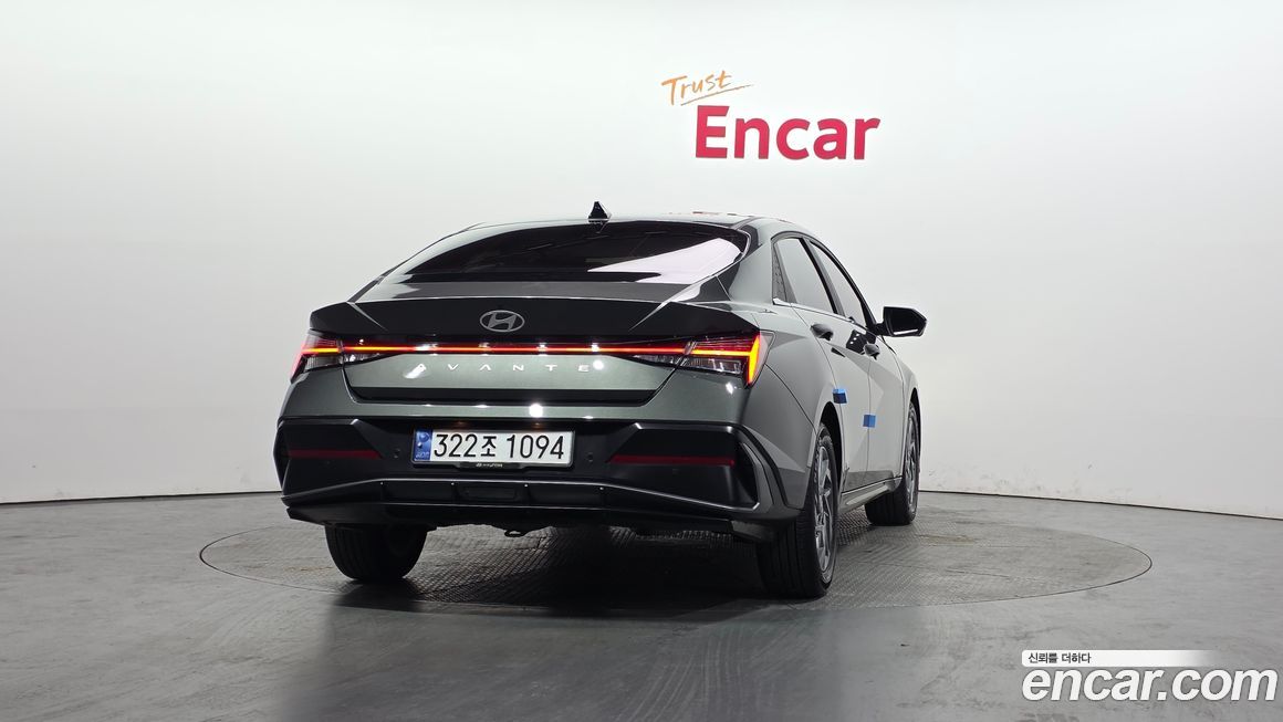 Hyundai AVANTE 2024