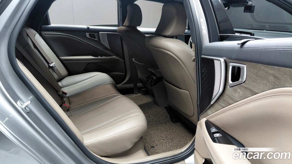 Kia K8 2023