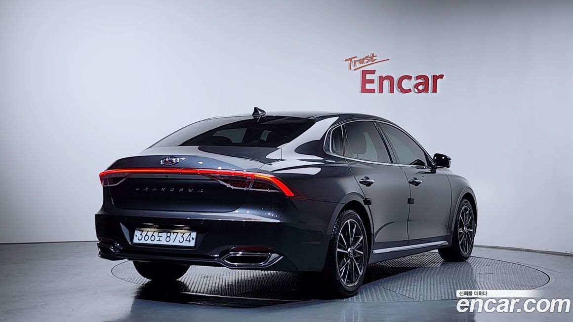 Hyundai Grandeur 2020