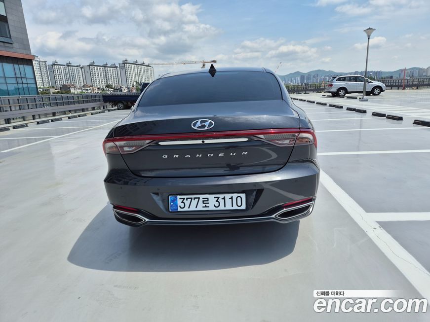 Hyundai Grandeur 2022