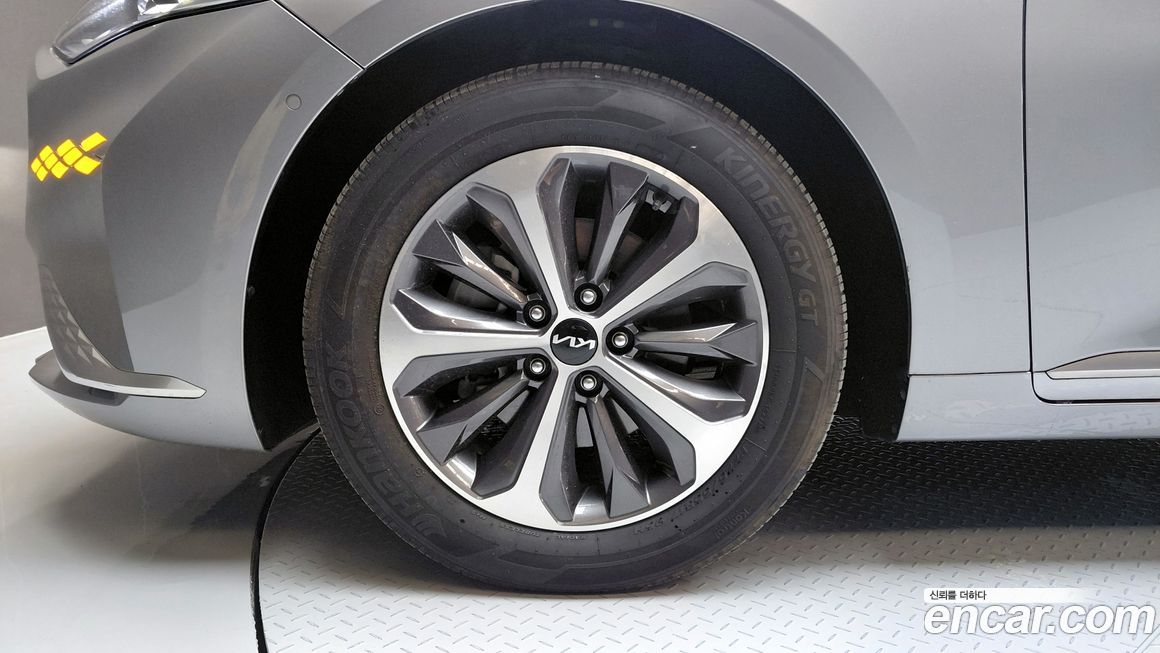 Kia K8 2023