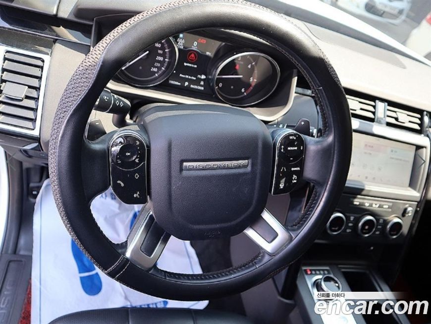 Land Rover Discovery 2019