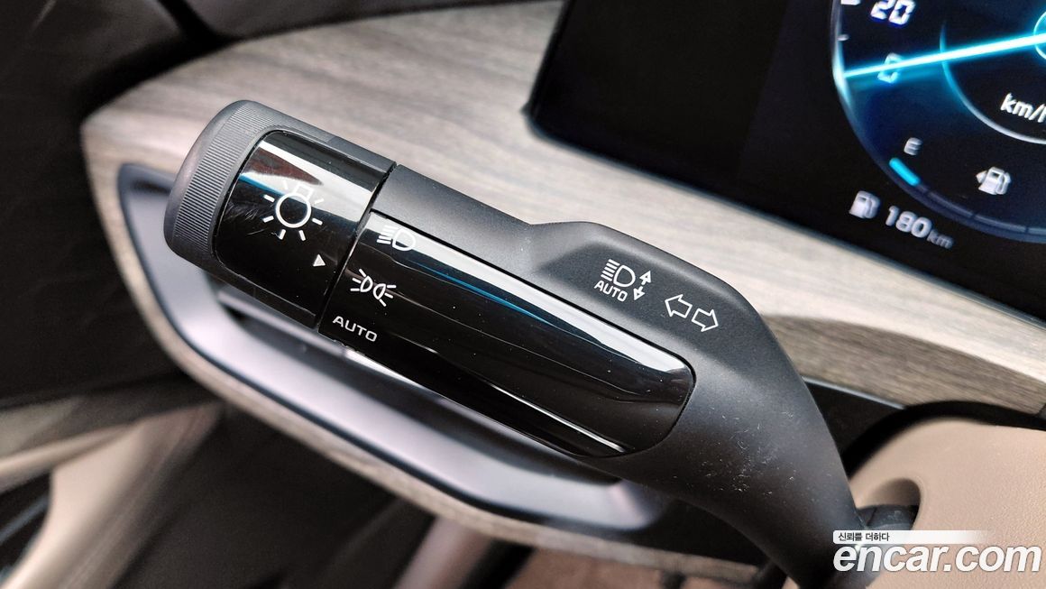 Kia K8 2023