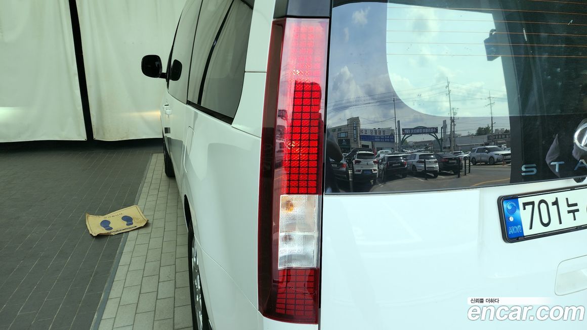 Hyundai Staria 2023