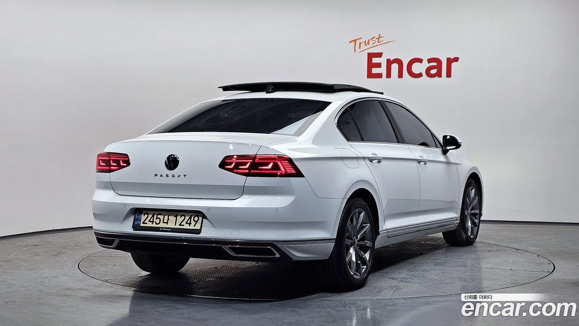 Volkswagen Passat 2022