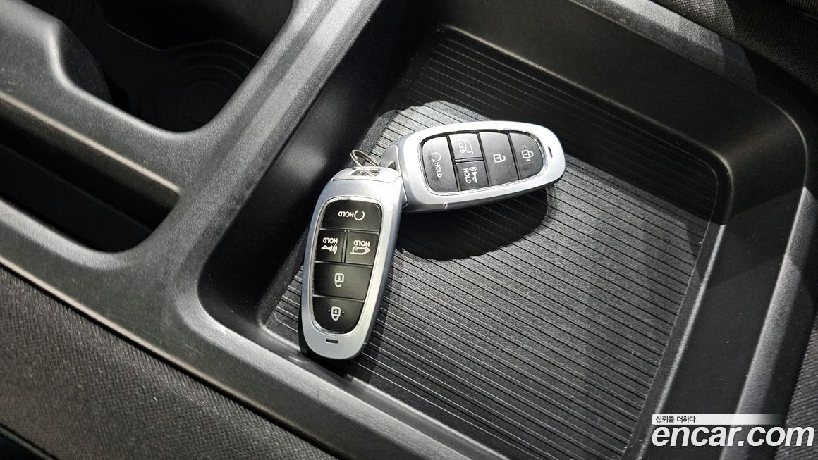 Hyundai Staria 2024