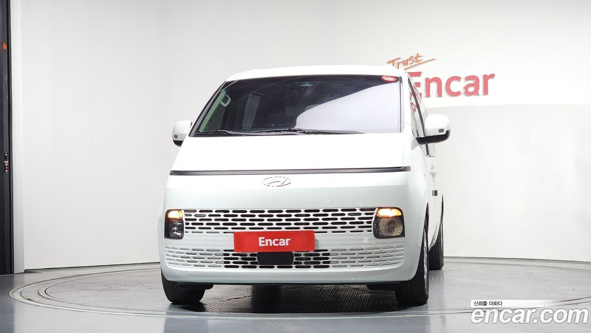 Hyundai Staria 2023
