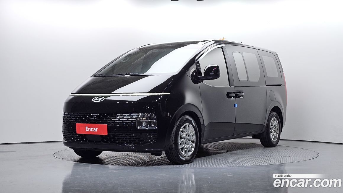 Hyundai Staria 2025