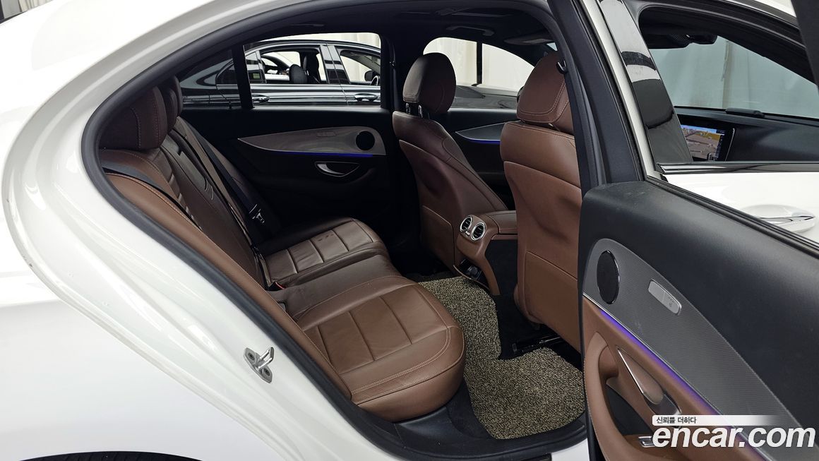 Mercedes-Benz E-Class 2020