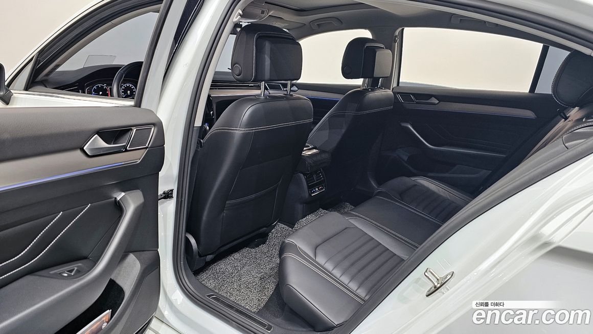 Volkswagen Passat 2022