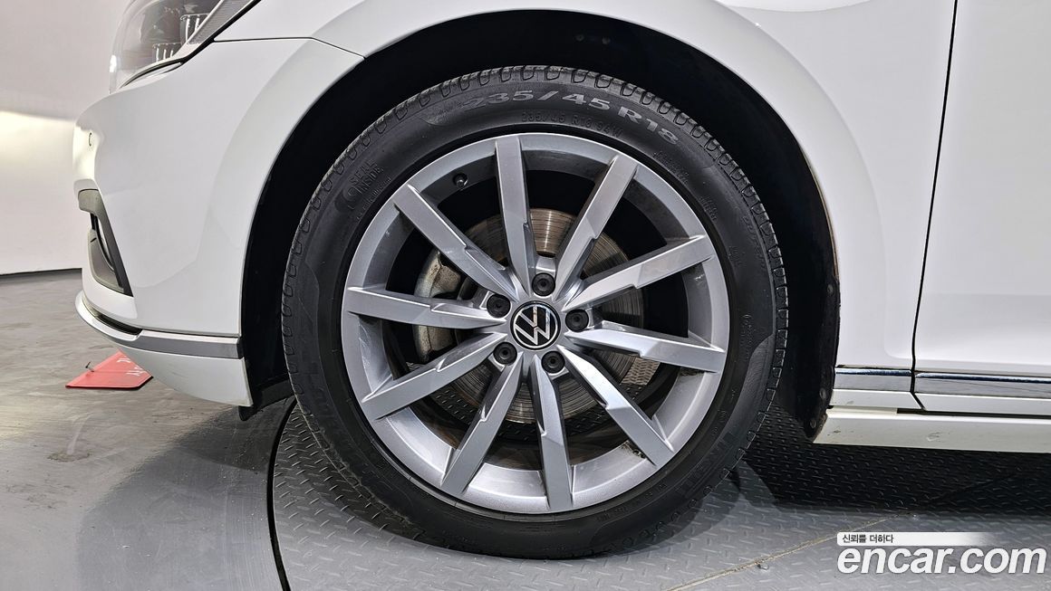 Volkswagen Passat 2022