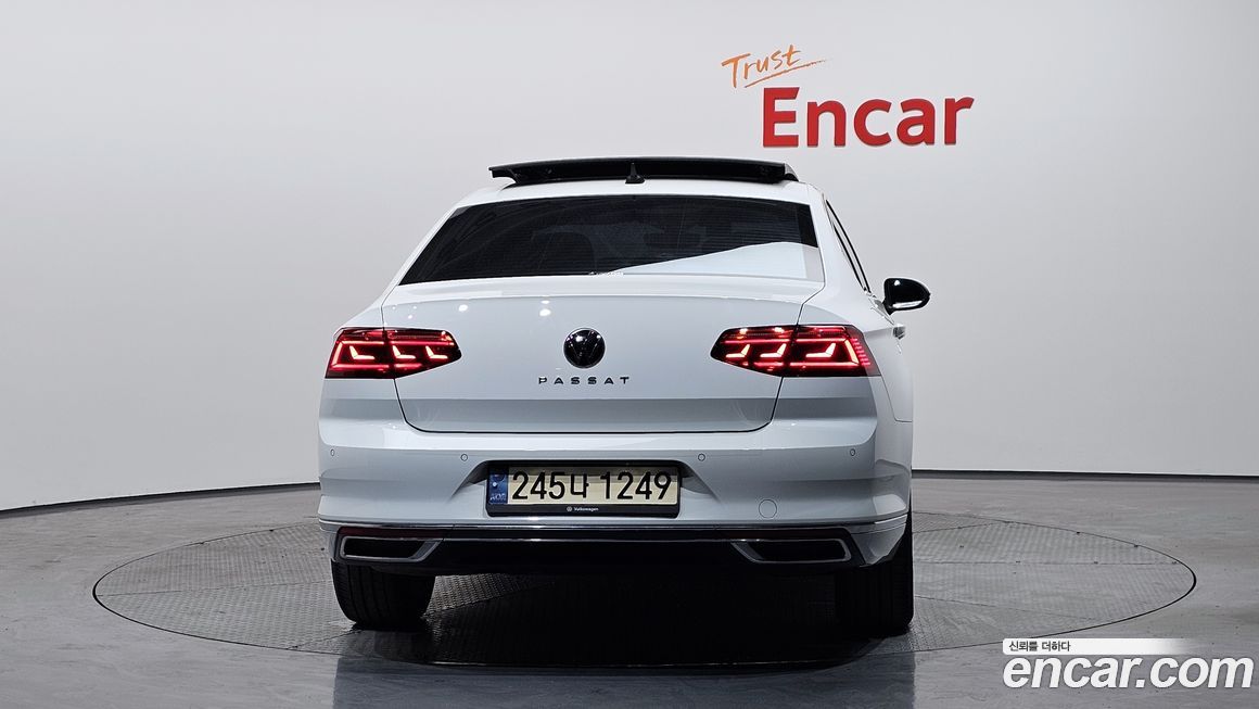 Volkswagen Passat 2022