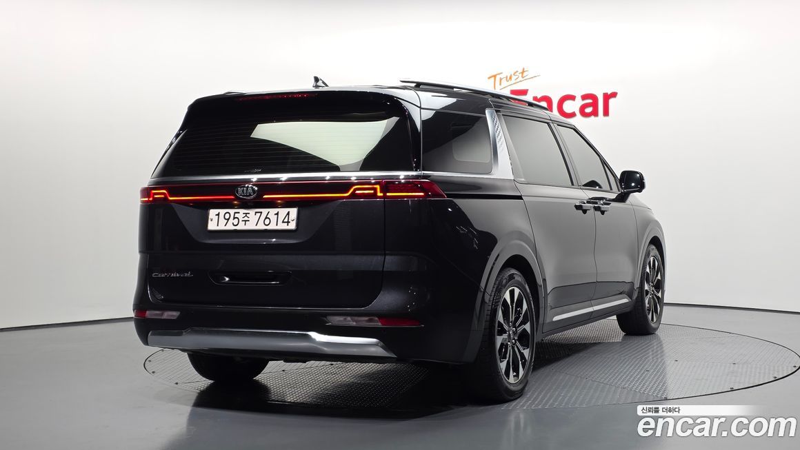 Kia Canival 2021