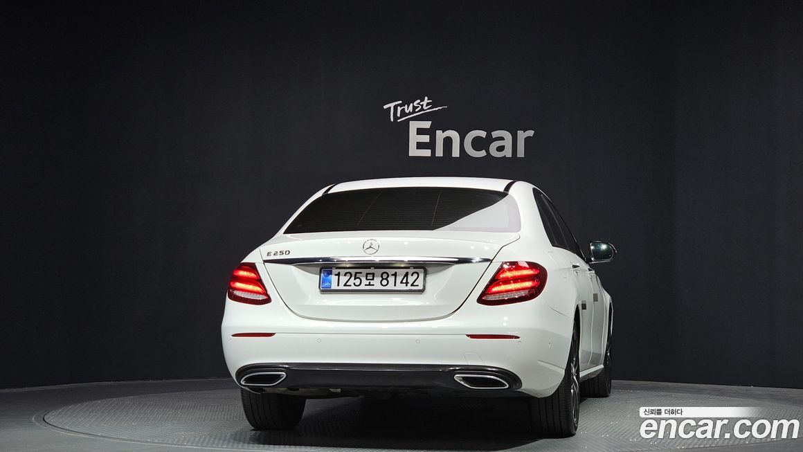 Mercedes-Benz E-Class 2020