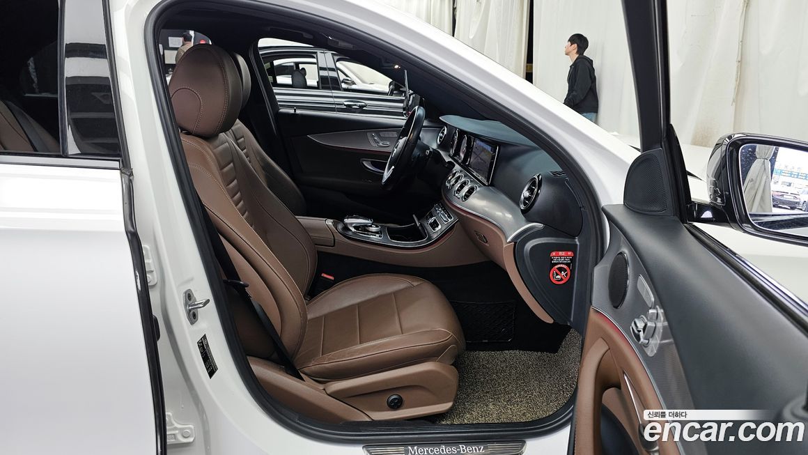 Mercedes-Benz E-Class 2020