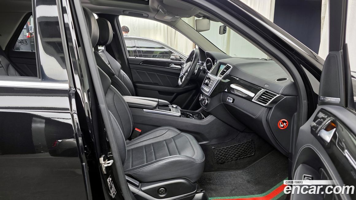 Mercedes-Benz M-class 2015