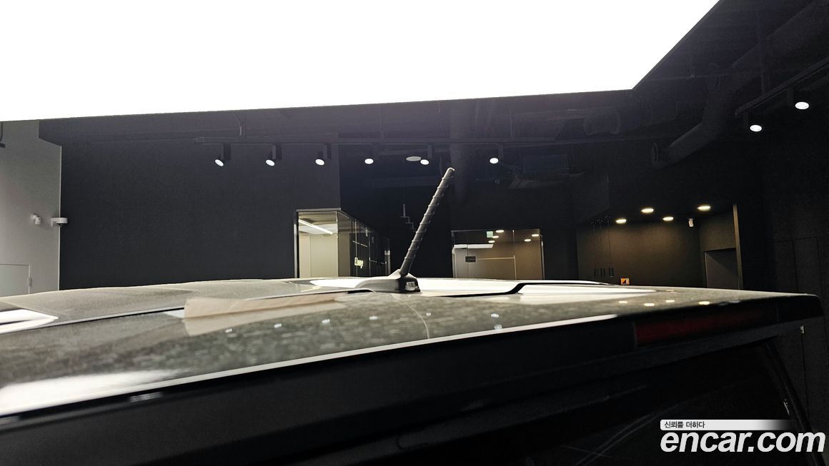 Hyundai Staria 2025