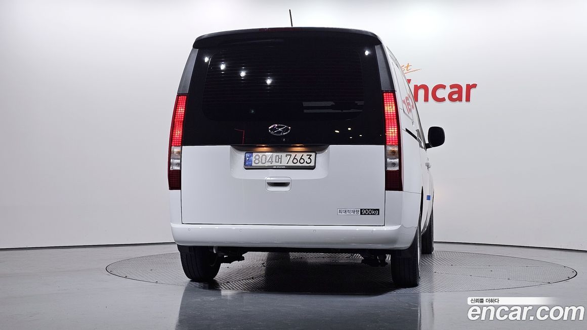 Hyundai Staria 2024