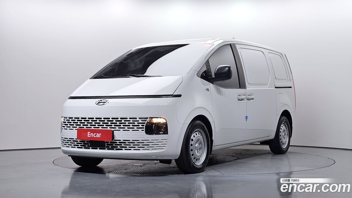 Hyundai Staria 2024