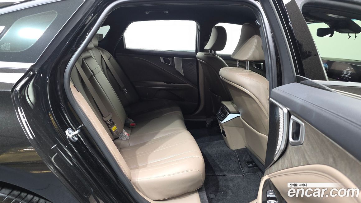 Kia K8 2023