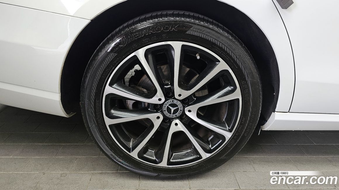 Mercedes-Benz E-Class 2020