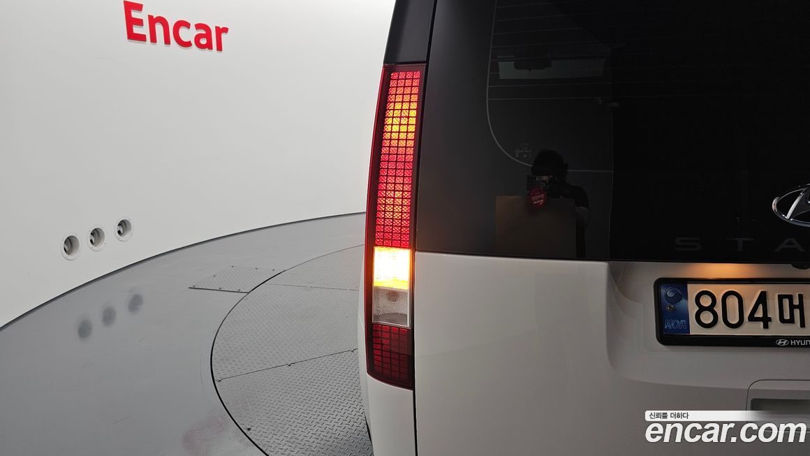 Hyundai Staria 2024