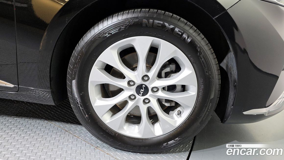 Kia K8 2023