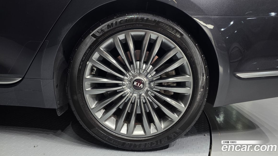 Kia K9 2019