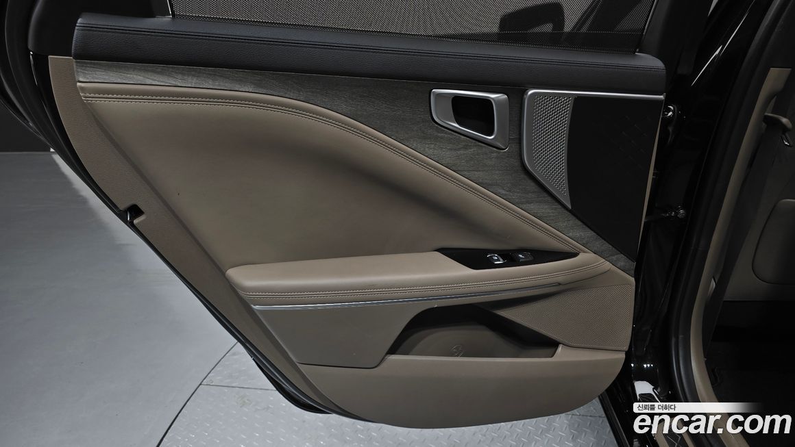 Kia K8 2023