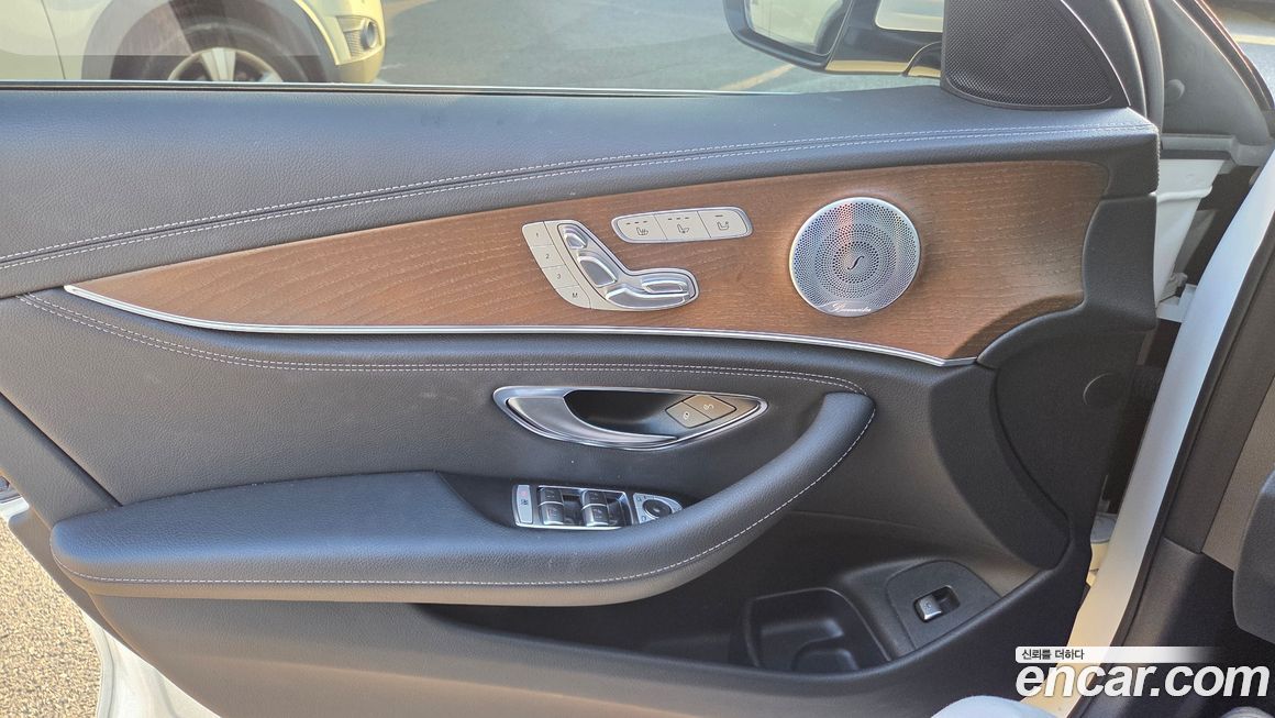 Mercedes-Benz E-Class 2019