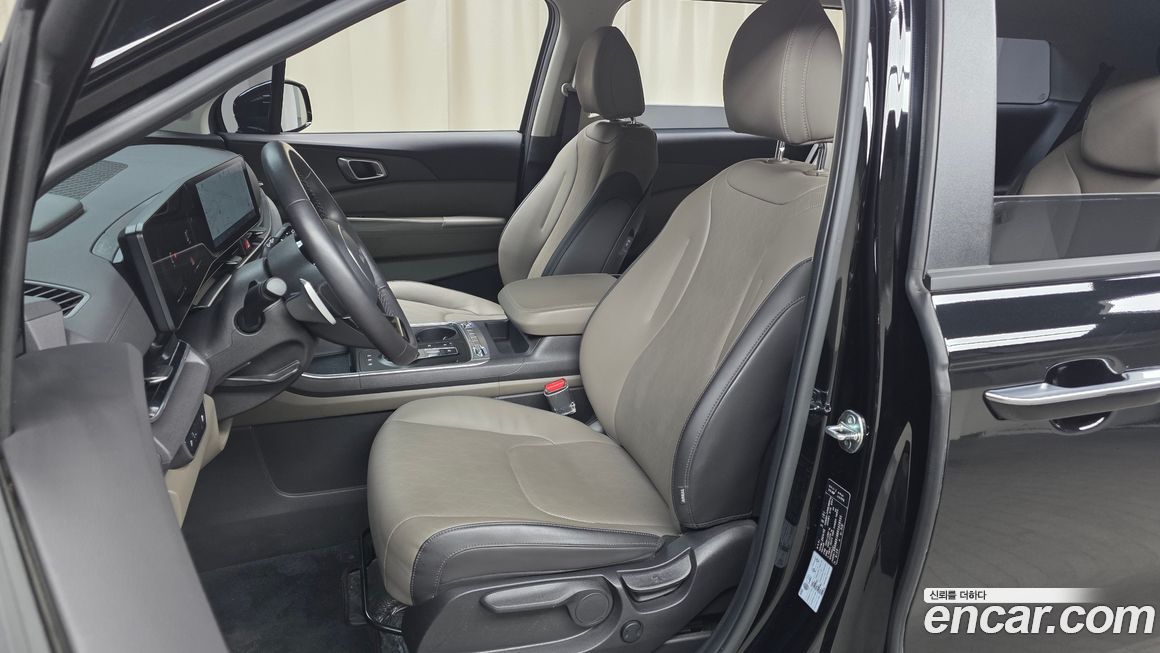 Kia Canival 2024