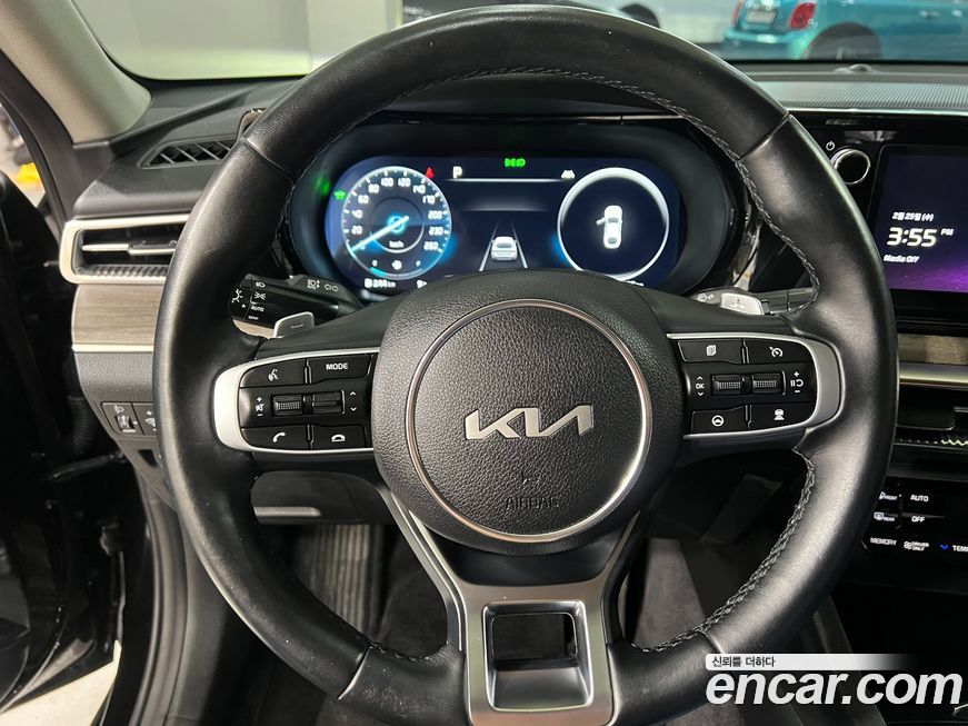 Kia K5 2023