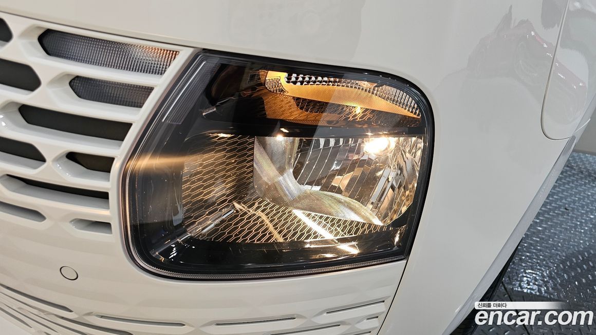 Hyundai Staria 2025
