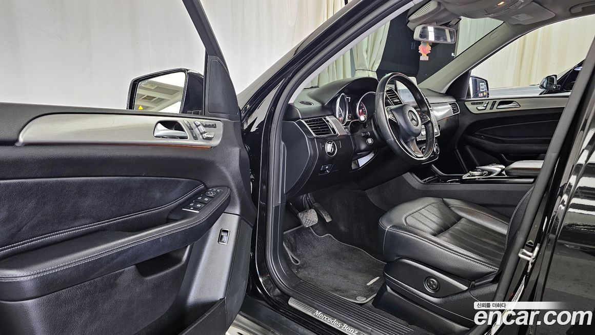 Mercedes-Benz GLE-Class 2018