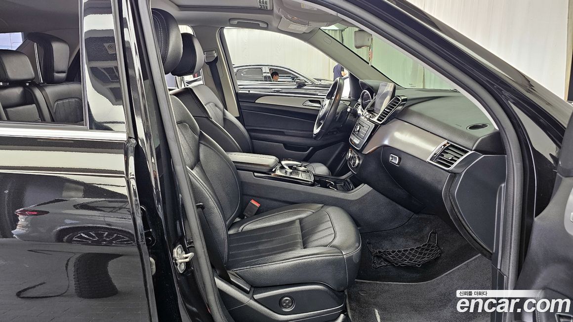 Mercedes-Benz GLE-Class 2018