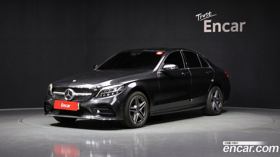 Mercedes-Benz C-Class 2021
