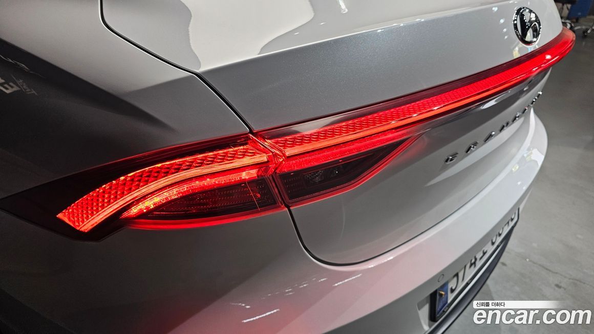 Hyundai Grandeur 2022