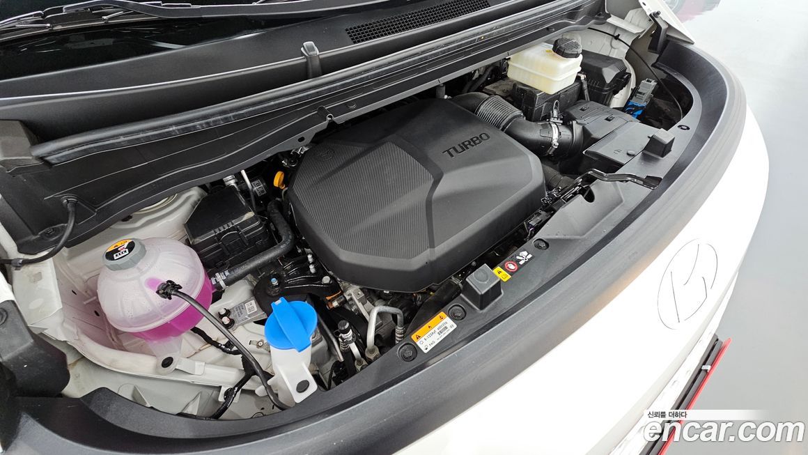 Hyundai Staria 2025